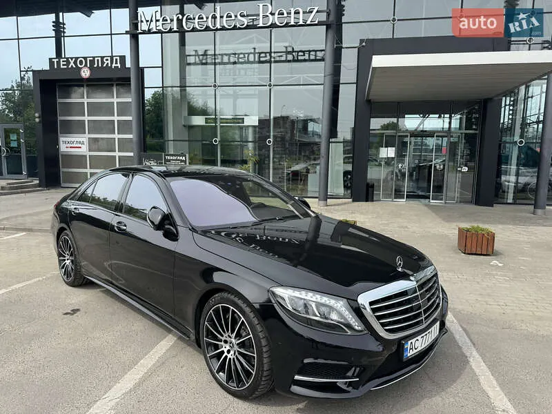 Mercedes-Benz S-Class
