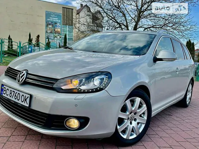 Volkswagen Golf VI