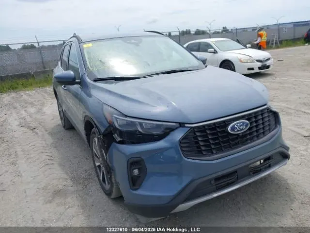 Ford ESCAPE PLATINUM