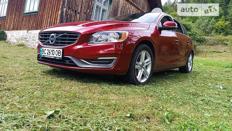 Volvo V60 AWD