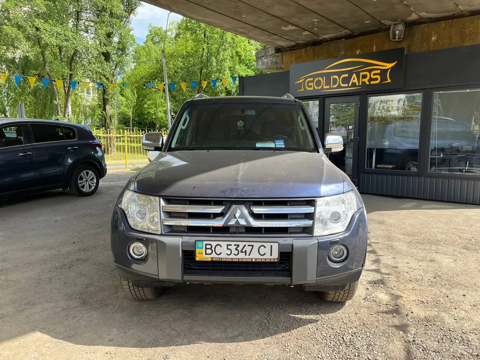 Mitsubishi Pajero Wagon