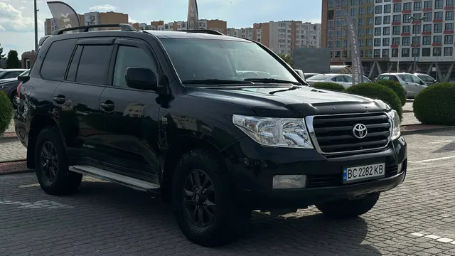 Toyota LAND CRUISER