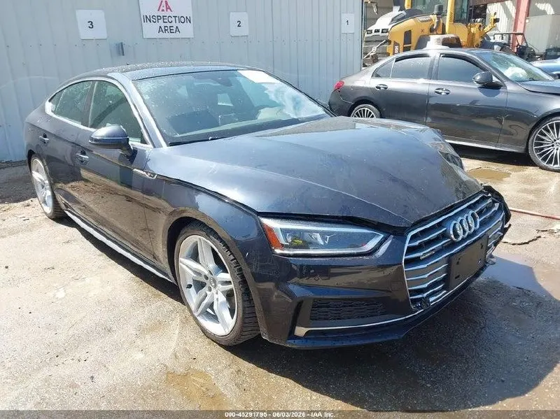 Audi A5 2.0T PREMIUM PLUS