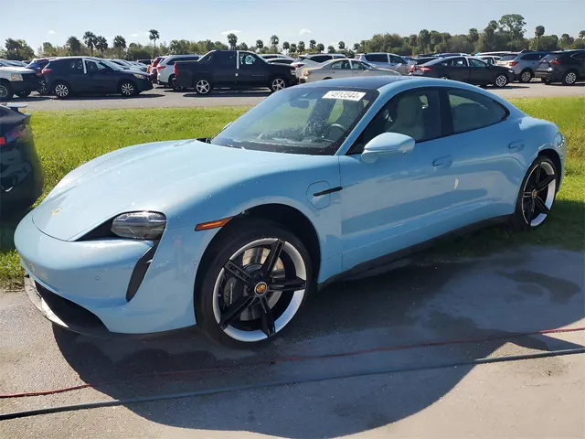 Porsche Taycan 4S