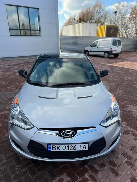 Hyundai Veloster