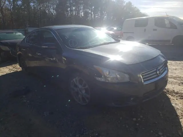 Nissan MAXIMA S