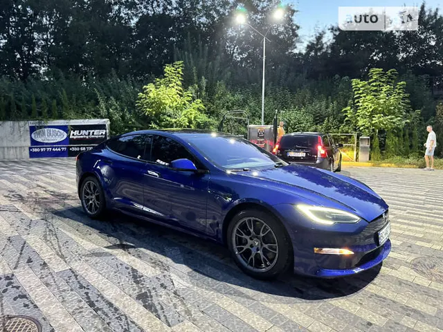 Tesla Model S