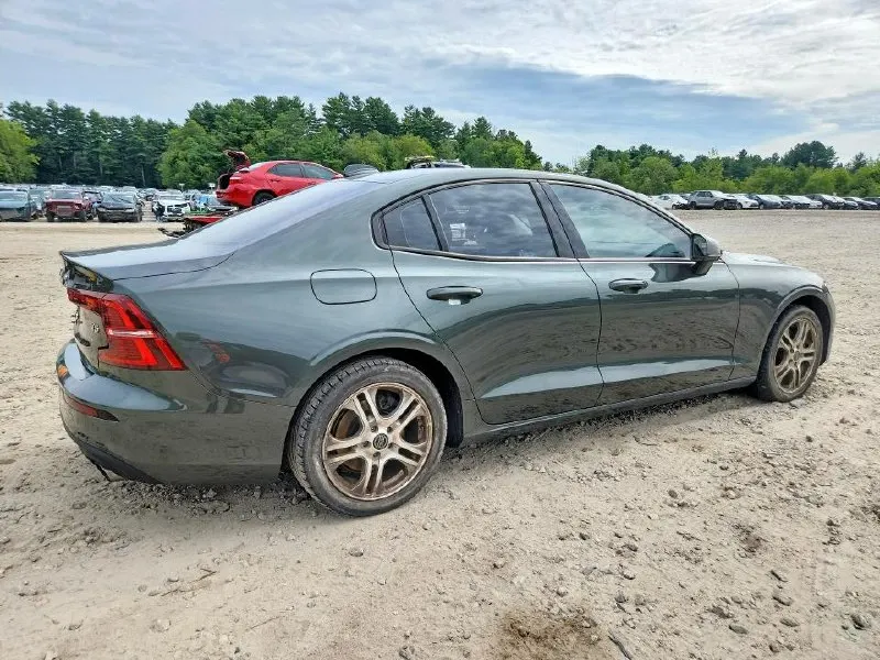 Volvo S60 T5 MOMENTUM — фото 3