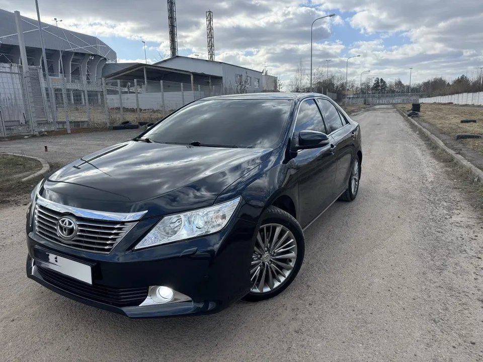 Toyota CAMRY 50