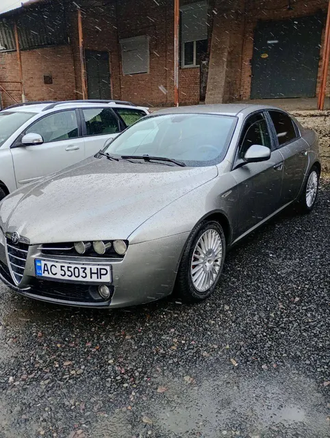 Alfa Romeo 159