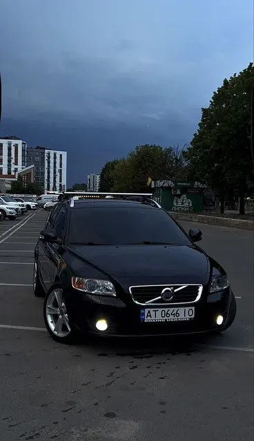 Volvo V50 R-Design ідеал