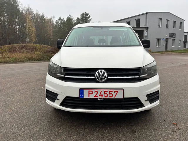 Volkswagen Caddy з бензиновим двигуном