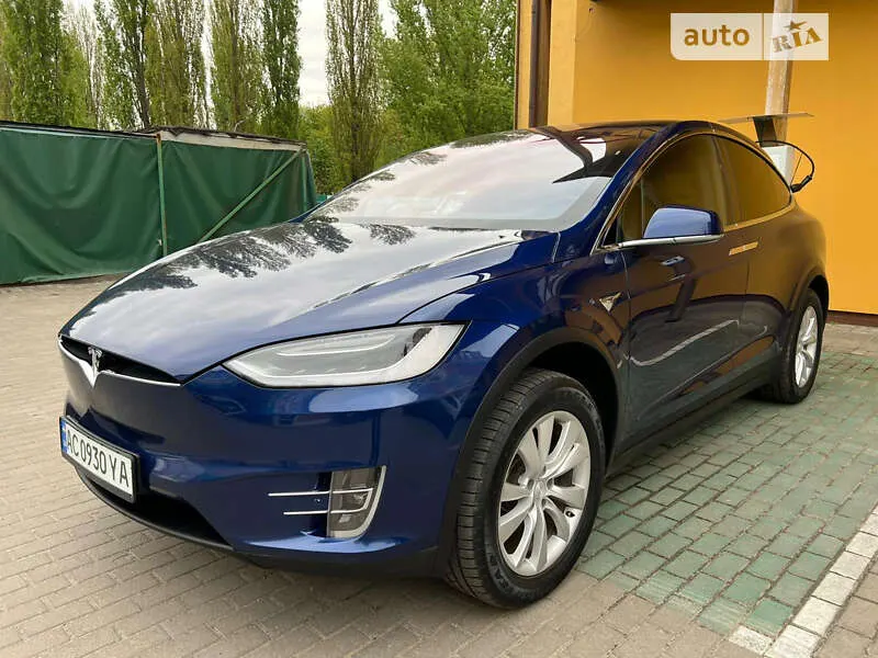 Tesla Model X