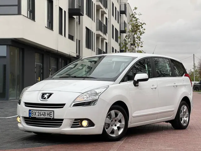 Peugeot 5008