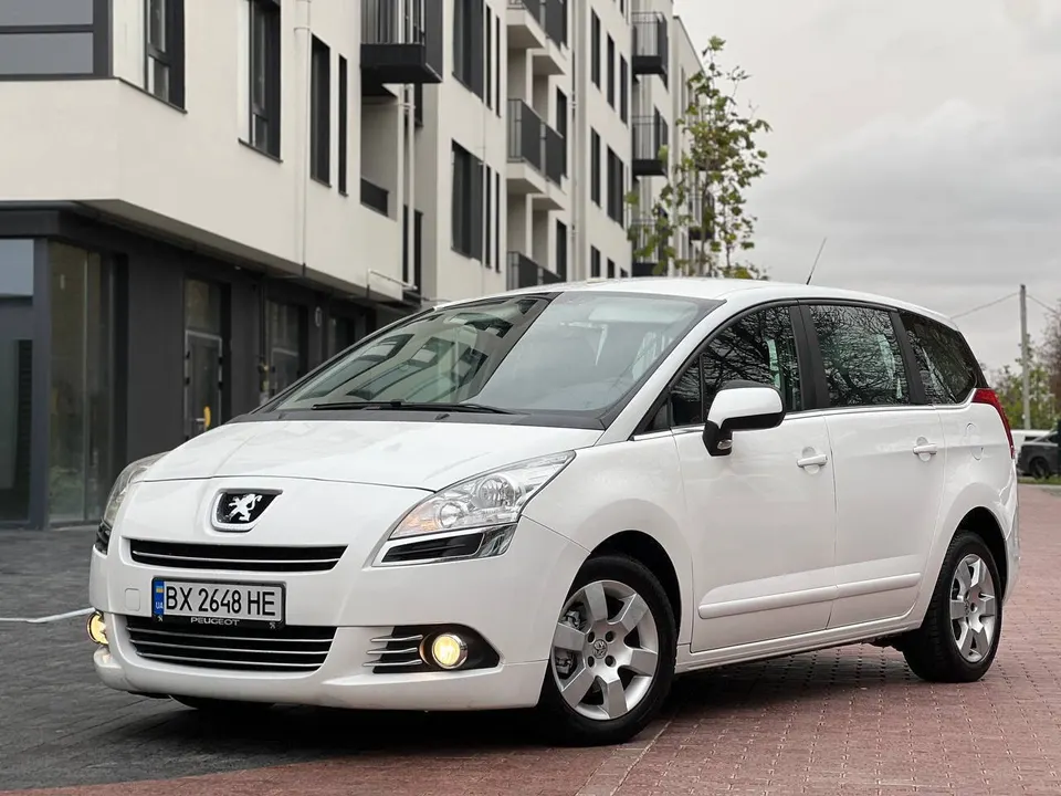 Peugeot 5008