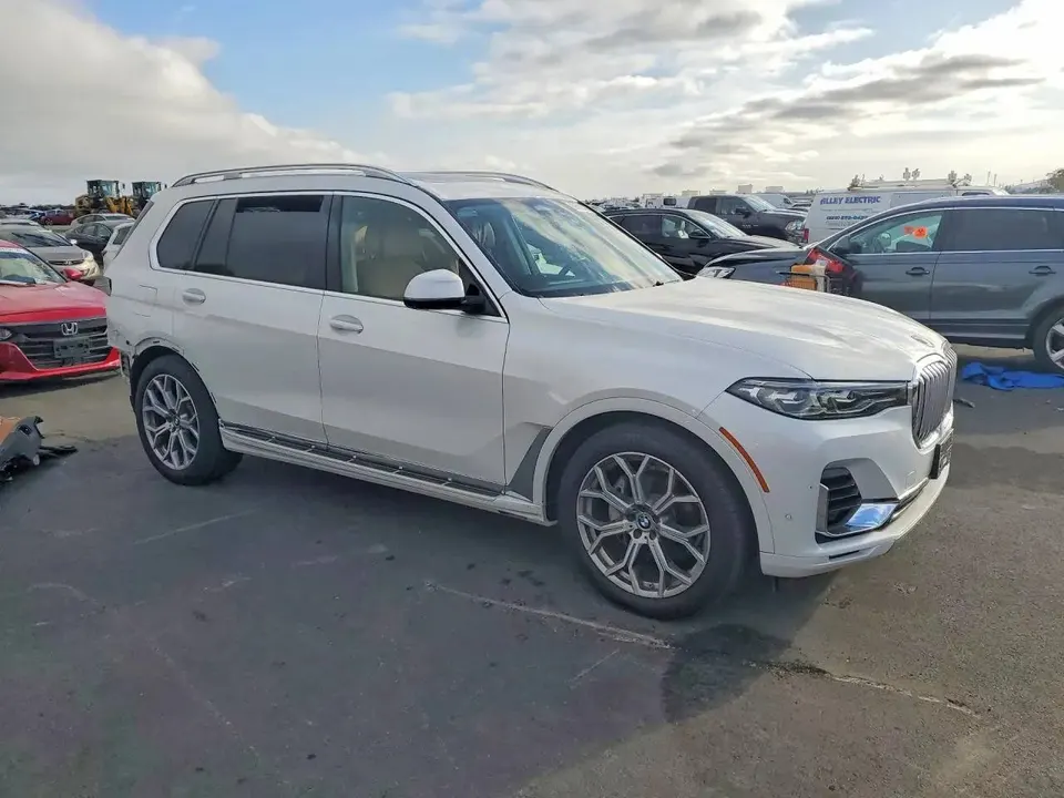 BMW X7 XDRIVE40i — фото 2
