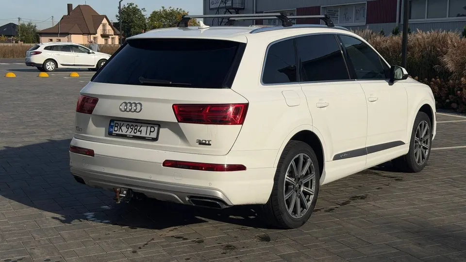 Audi Q7 PREMIUM PLUS — фото 3