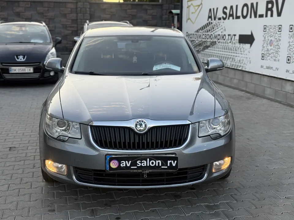 Skoda Superb — фото 5