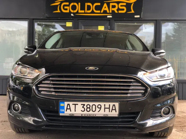 Ford FUSION