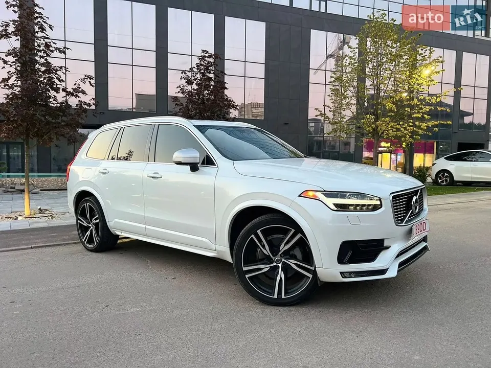 Volvo XC90 — фото 2