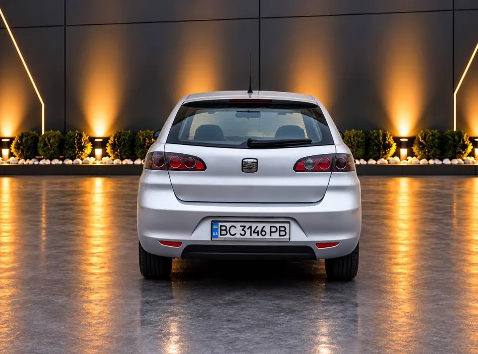 Seat Ibiza — фото 4