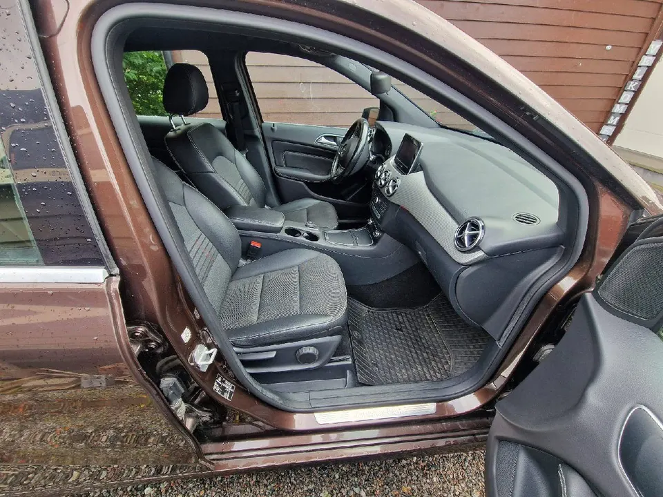 Mercedes-Benz B250e Range Plus — фото 5