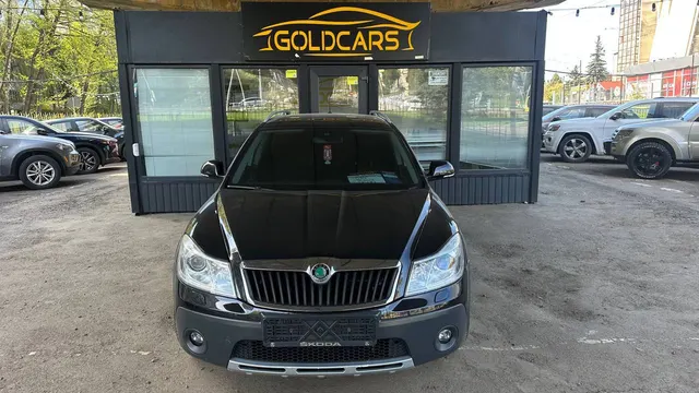 Skoda OCTAVIA SCOUT