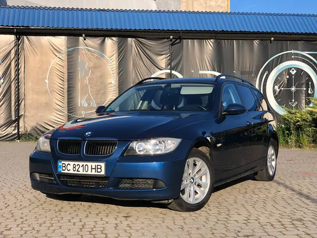 BMW 320і