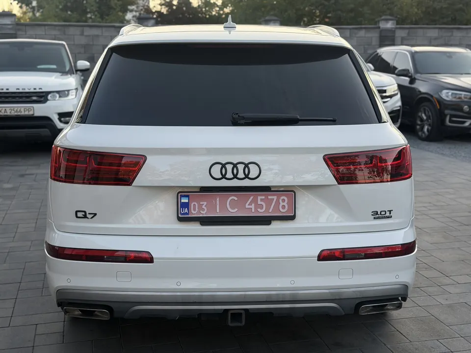 Audi Q7 — фото 5