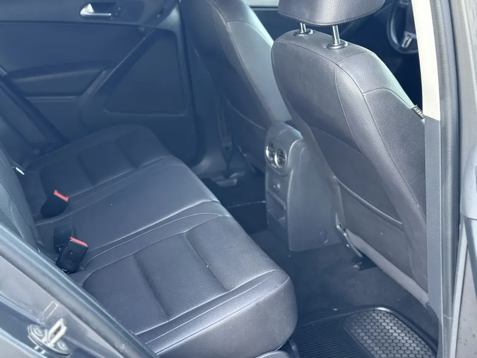 Volkswagen Tiguan — фото 8