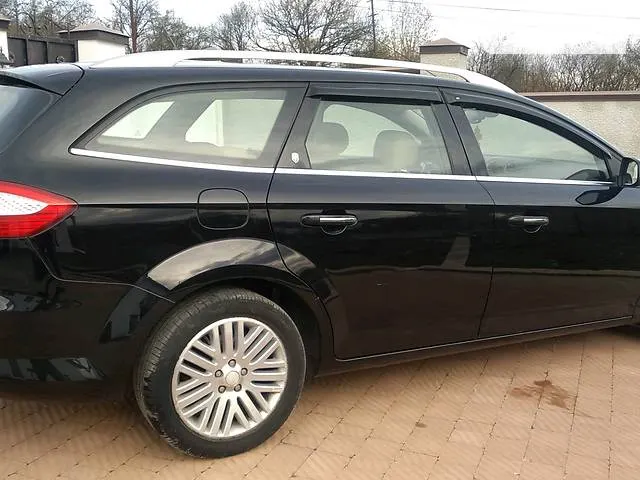 Ford Mondeo GHIA