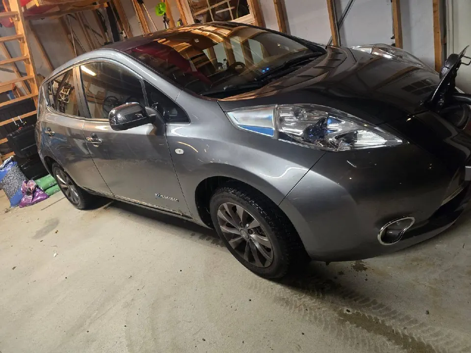 Nissan Leaf Tekna — фото 3