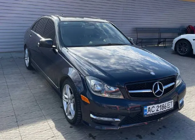 Mercedes-Benz C250