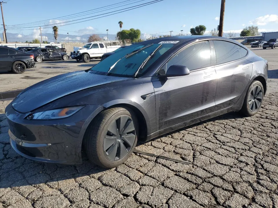 Tesla MODEL 3 LONG RANGE