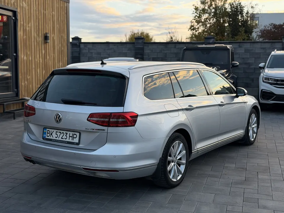 Volkswagen Passat — фото 6