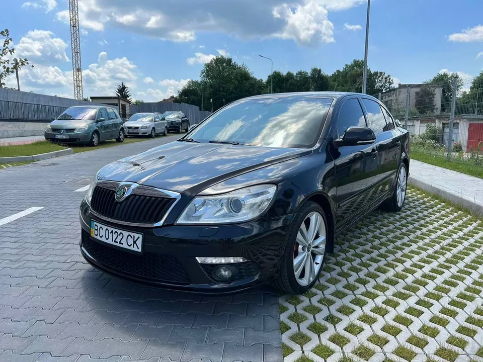 Skoda OCTAVIA A5 VRS в