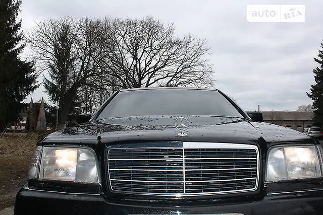 Mercedes-Benz S 300