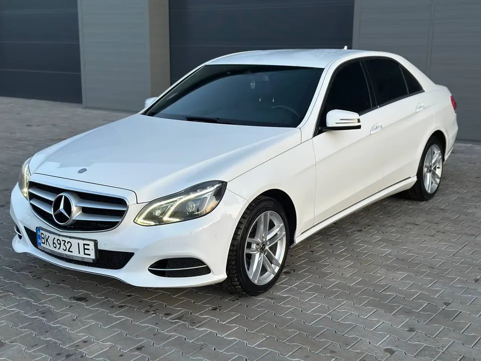 Mercedes-Benz E 220