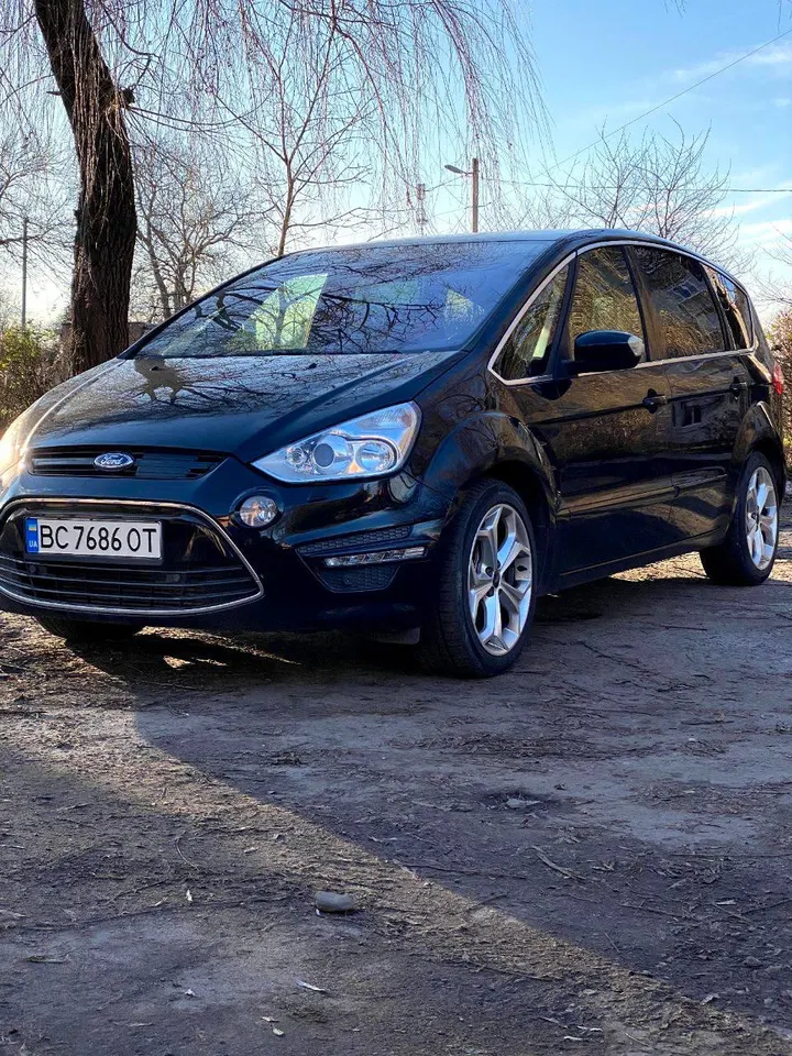 Ford S-Max