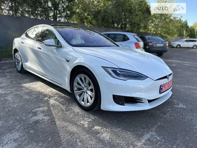 Tesla Model S