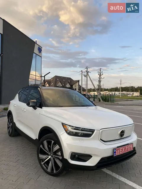 Volvo XC40