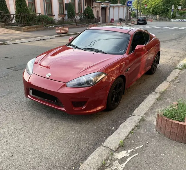Hyundai Coupe