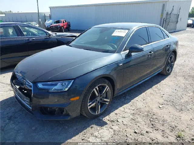 Audi A4 2.0T PREMIUM