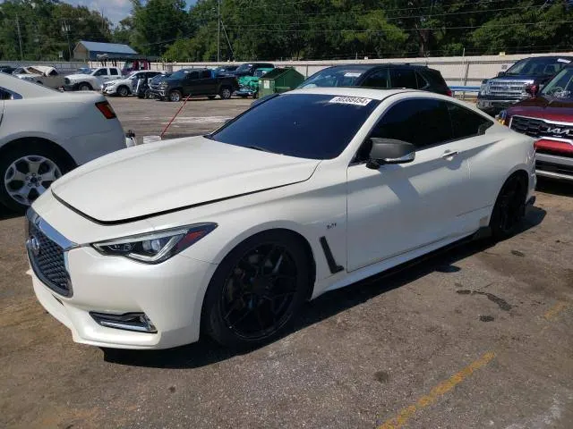 Infiniti Q60 LUXE 300