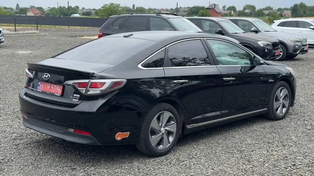 Hyundai SONATA PLUG-IN HYBRID LIMITED