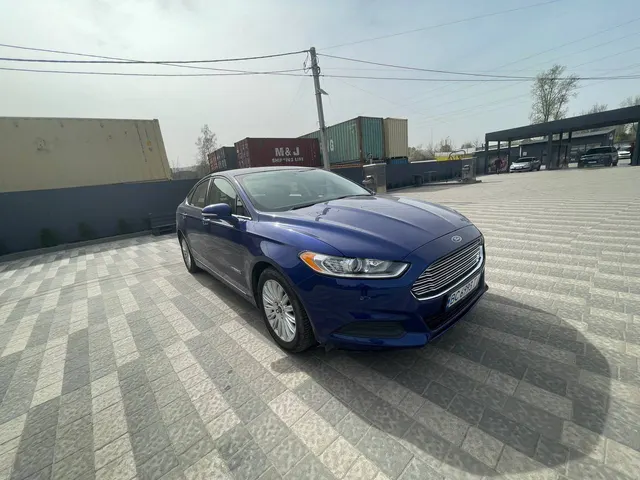 Ford Fusion Hybrid