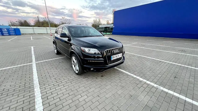 Audi Q7 S-line