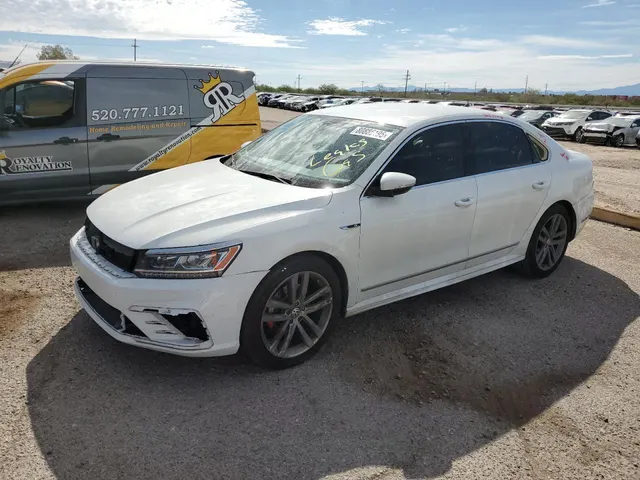 Volkswagen PASSAT R-LINE