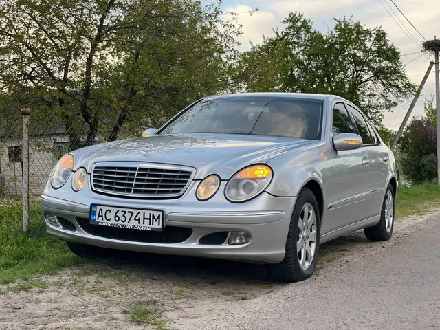 Mercedes-Benz Е270