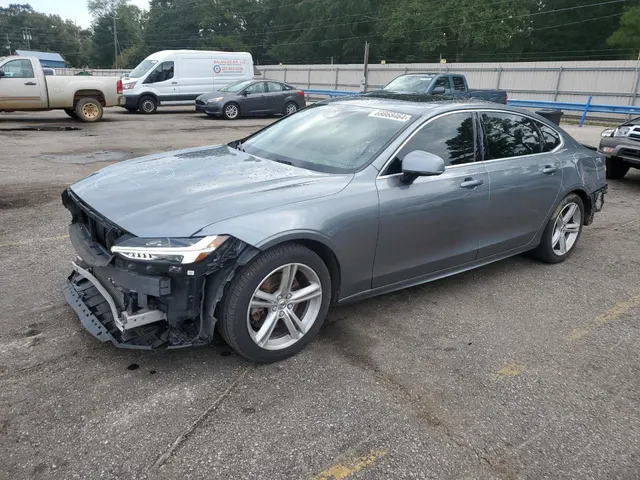 Volvo S90 T5 MOMENTUM